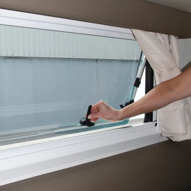 Camec Window W1100 x H450