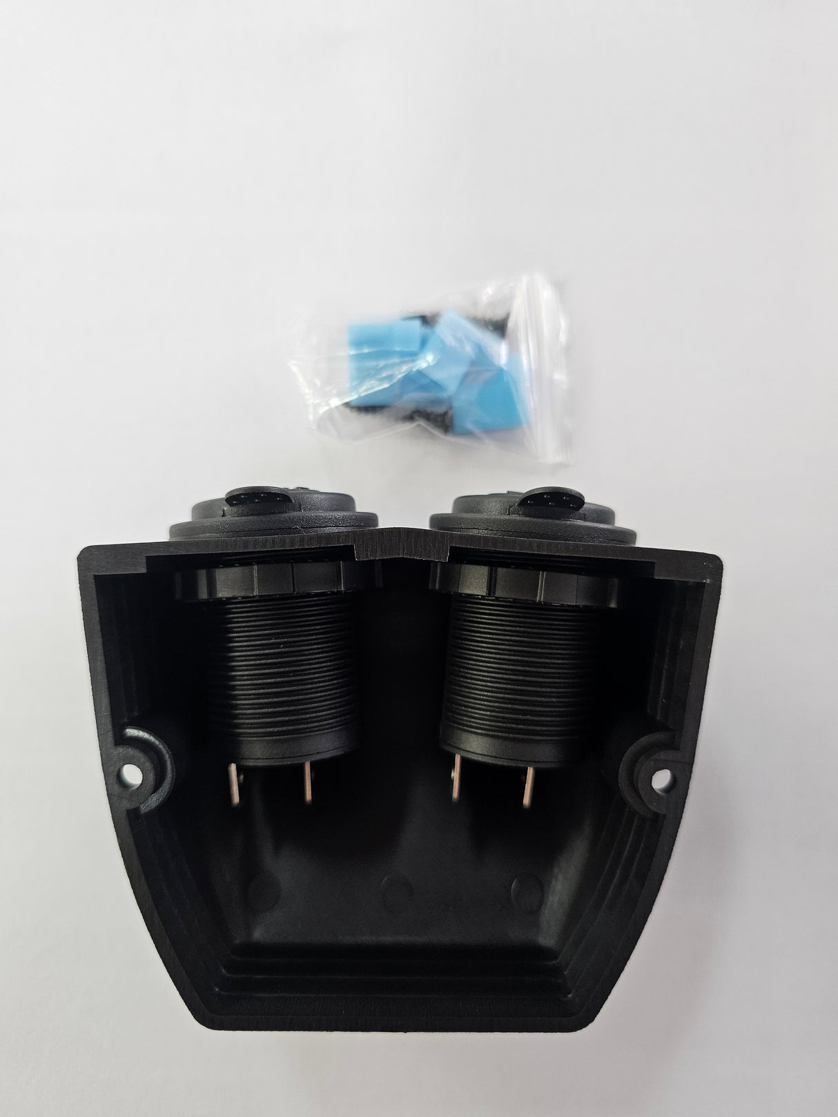 Road Power Twin Surface Mount 12v Accessory Sockets