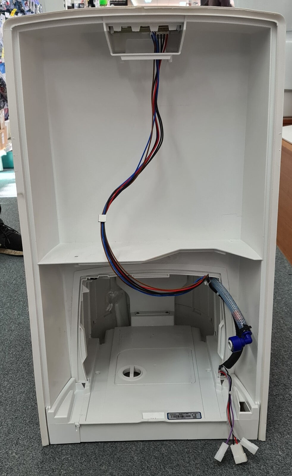 Thetford C263S Cassette Toilet With Swivel Plastic Bowl White Door