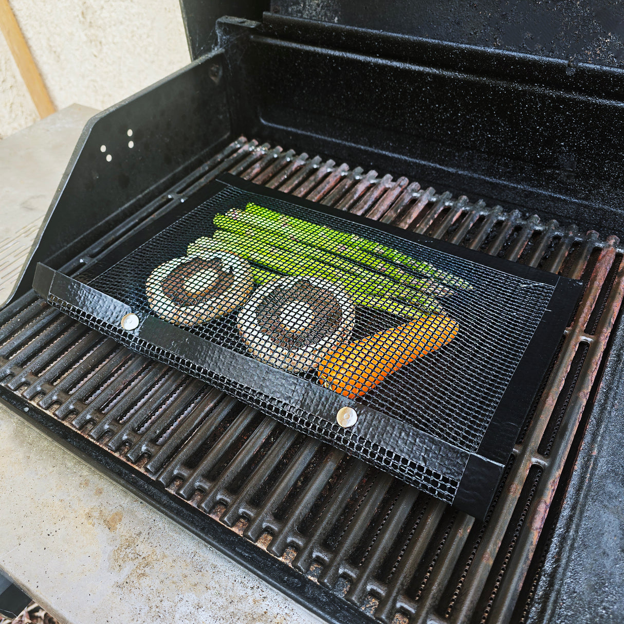 On The Road RV Grill Pouch 40 x 27cm