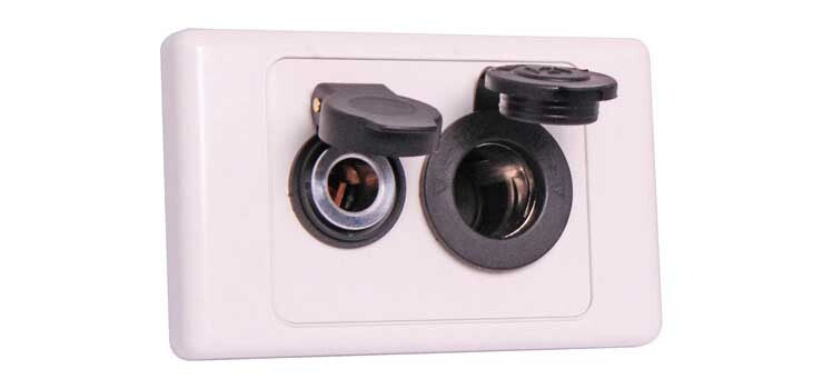 Wallplate Car Accessory Socket & Merit Socket 12V DC L1041