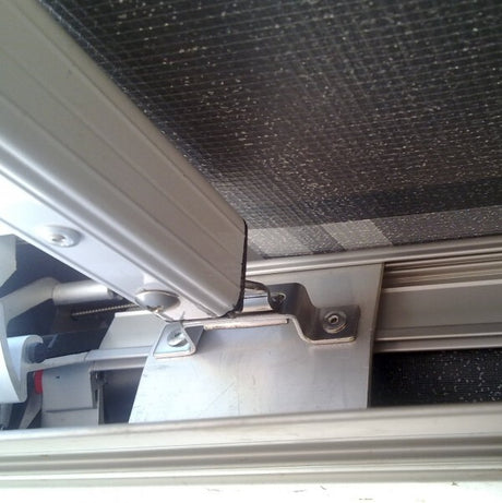Anti Flap Kit Curved Roof Rafter Hook End