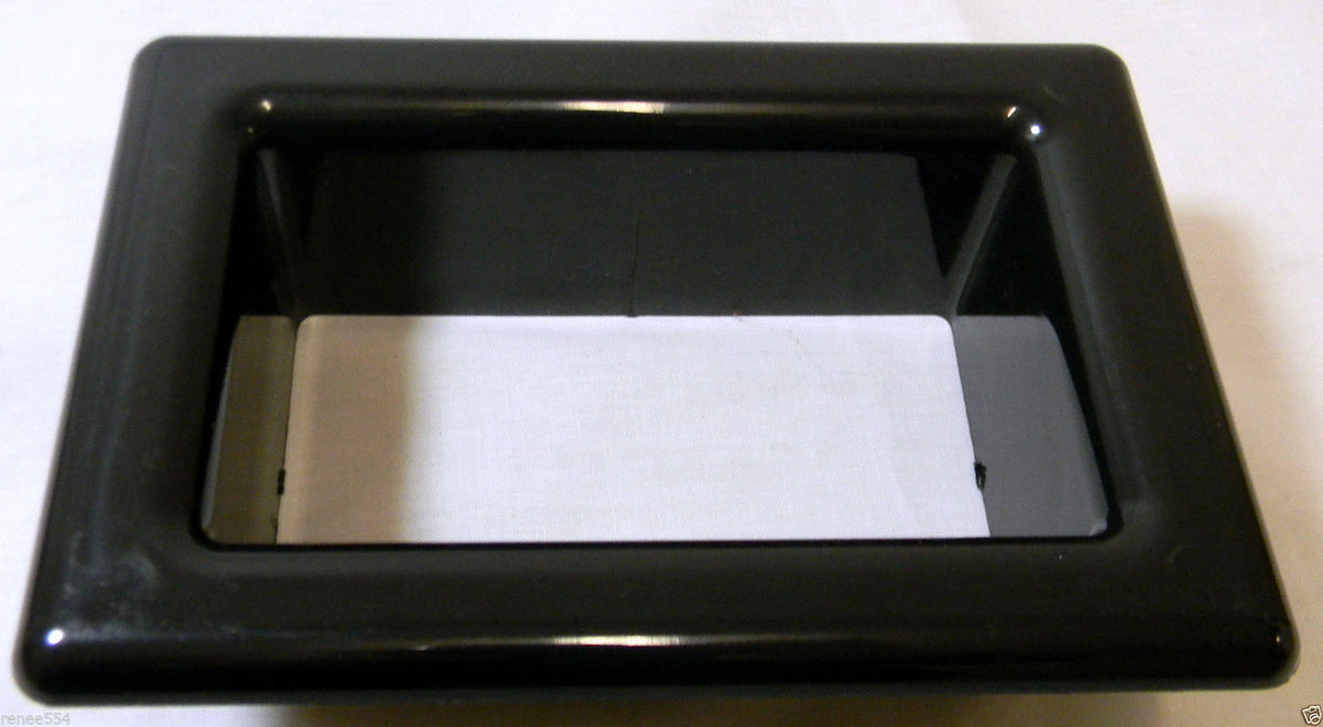 Small Scupper Vent Insert - Black – Award RV Superstore