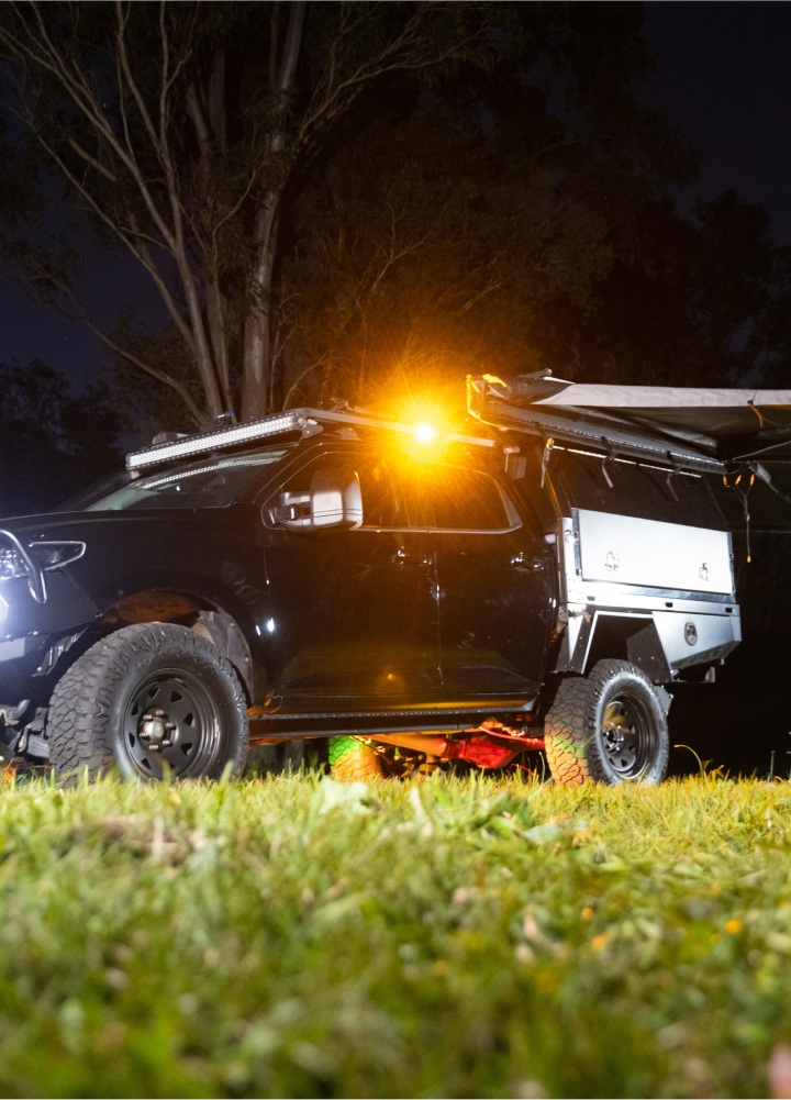 Oricom LED Rock Light – Amber